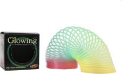 Svetleča vzmet v temi