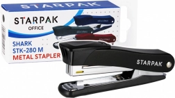 črni pisarniški spenjalnik