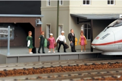 Piko figurice potniki 6 kos