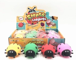 šaljiva pikapolonica v različnih barvah