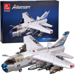 Komplet napadalnega letala 683 kosov