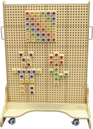 Lesena samostoječa STEM tabla MASTERKIDZ