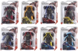 Kovinski transformacijski robot v avto