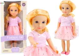 Lutka v rožnati obleki s tilastim krilom in blond lasmi