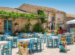 Ravensburger sestavljanka Obmorska taverna 500 kosov