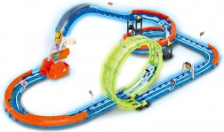 proga z osvetljenim avtomobilčkom z USB polnjenjem