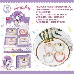 Koralni zapestnica z cvetličnim motivom