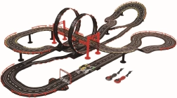 Avtocesta Mega Loop z vozili AUDI