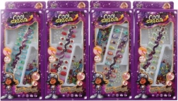 Komplet nohti z dodatki