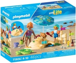 Komplet figur PLAYMOBIL My Life Družina na plaži