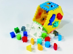 Vstavljanka šesterokotnik Galaxis – izobraževalna igrača za razvoj fine motorike