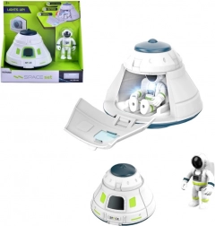 Vesoljska postaja z dodatki