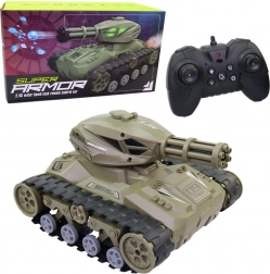 Tank na daljinsko upravljanje z vodnimi bombami in dimnimi učinki