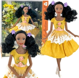 Woopie Royal punčka Emi 32 cm v modnem outfitu z lepimi črnimi lasmi