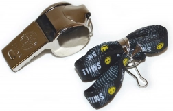 Kovinska piščalka za otroke