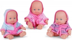 Ljubko dojenček v barvnem kopalnem plašču