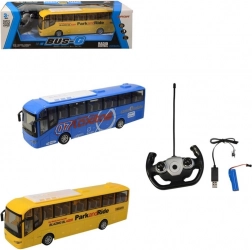 Daljinsko vodeni avtobus z lučmi