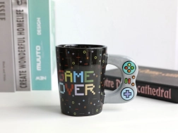 Skodelica Let's Play Game Over