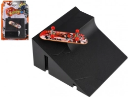 Prstni skateboard z rampo – plastični fingerboard z vijačnimi deli