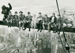 SCHMIDT sestavljanka Čas kosila, parodija slavne fotografije, 1000 kosov