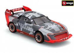 kovinski model bburago 1:43 audi s1 e-tron quattro racing