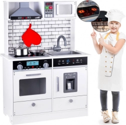 Velika lesena kuhinja s svetlobnimi in zvočnimi učinki