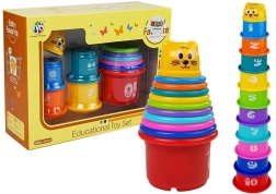 Piramida lončkov za otroke z mačjim vzorcem