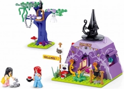 Čarovniški Šotor v Čarobnem Gozdu