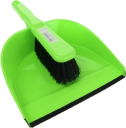 Leseno velikonočno jajce s pikami