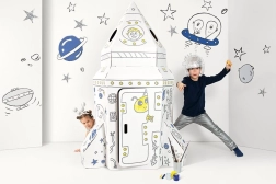 Velika kartonska vesoljska raketa