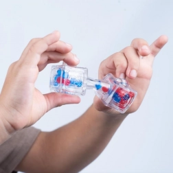 Fidget Blox Sound sprostitvena kocka – modra in rdeča