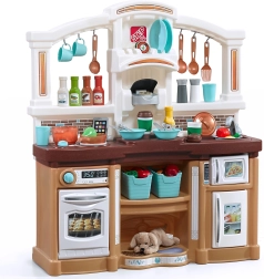 Otroška kuhinjica Step2 Zabava s prijatelji