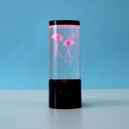LED svetilka s plavajočimi meduzami
