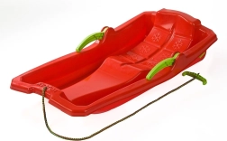 Plastične sani z zavorami Baby Mix Karol rdeče