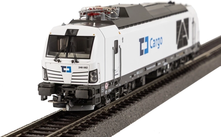 Zvočne in svetlobne funkcije v DCC