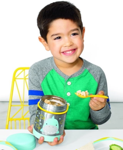 Široko grlo za enostavno zajemanje in čiščenje