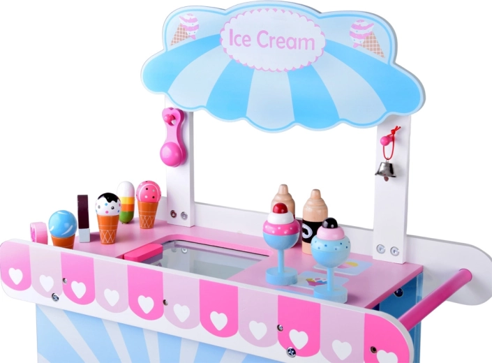 Realistični dodatki za kreativno igro