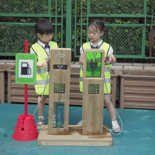 Realistične podrobnosti za pristno igro vlog