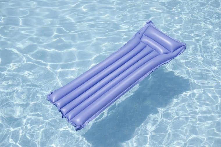 Dvojna zračna komora in varnostni ventili