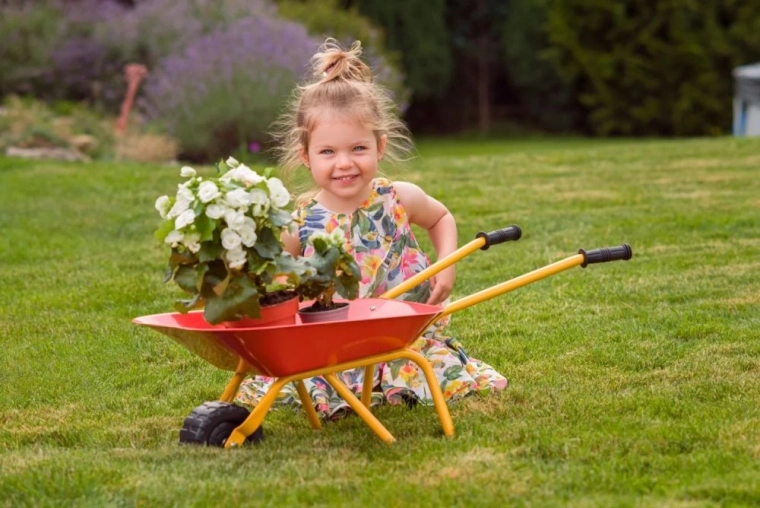 Fun for little gardeners