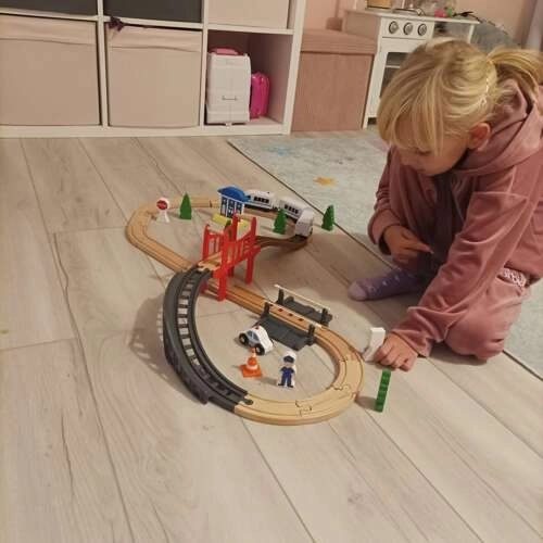 Spodbuda kreativnosti in razvoj fine motorike