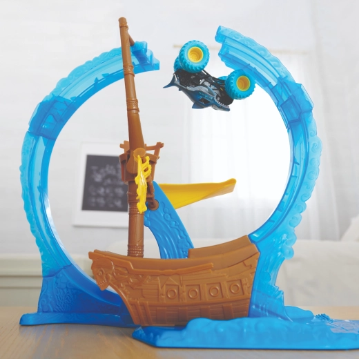 Valovna zanka za ultimativne trike