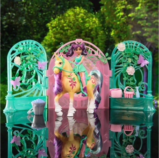 Gate to the world of Sparkle Lake