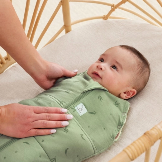 2-in-1: swaddle and sleeping bag when it’s time to free the arms