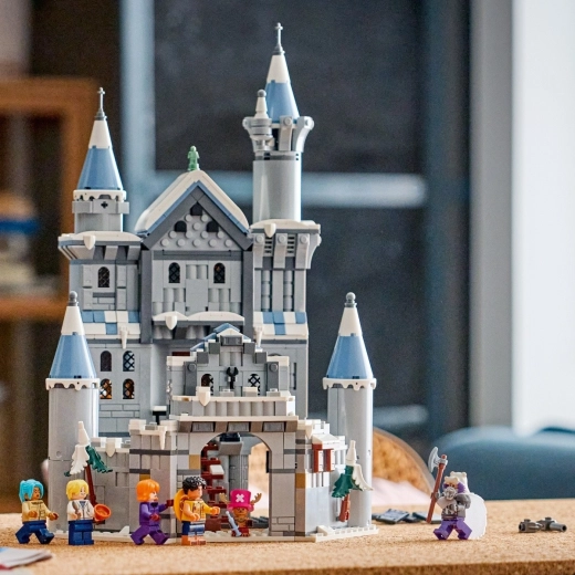 6 minifigur iz ONE PIECE