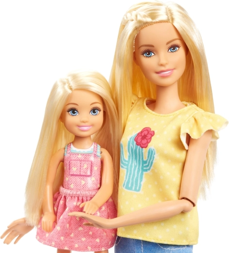 Dve punčki za igro vlog: Barbie in Chelsea