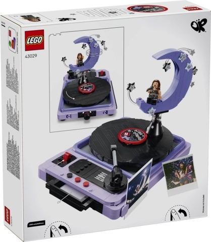 Moving turntable and moon