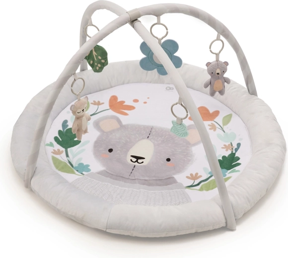 Dva loka z raznolikim obešanjem igrač