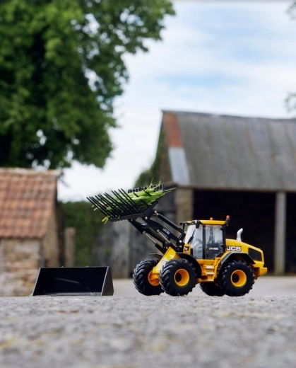 Working lifting and stable driving