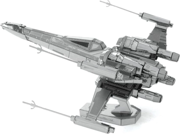 Kovinski 3D model STAR WARS: Poe Dameronov X‑Wing Fighter